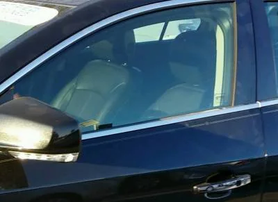 Mobile auto glass replacement in Artesia California